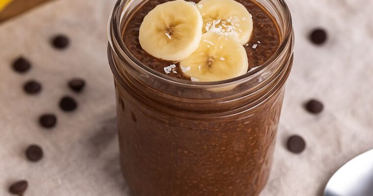 Chocolate Chia Pudding – Healthy Overnight Breakfast Recipe